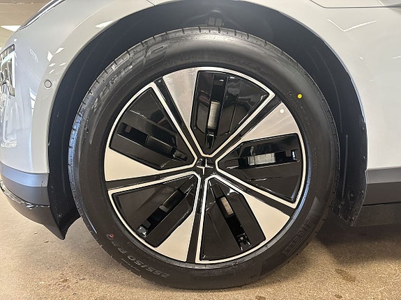 Polestar 4 14 of 14