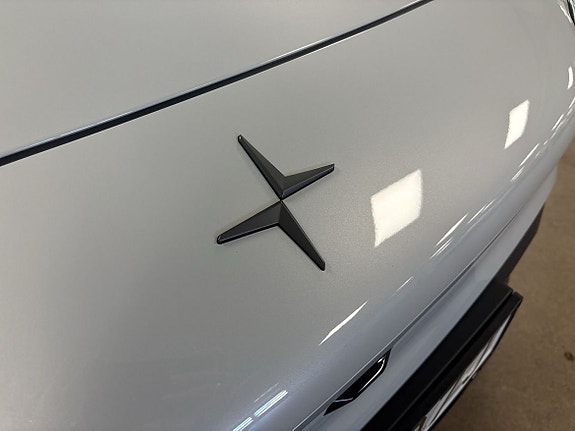 Polestar 4 13 of 14
