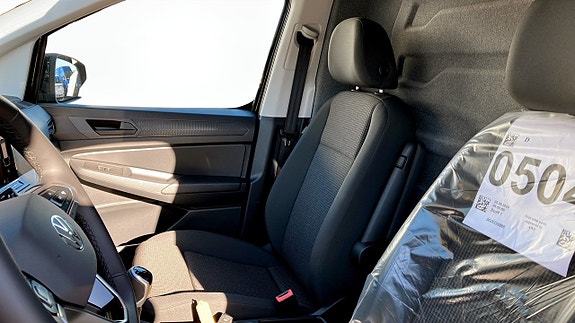 Volkswagen Caddy 8 of 12