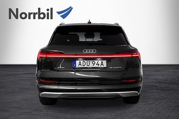 Audi e-tron 6 of 23