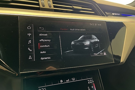 Audi e-tron 17 of 23