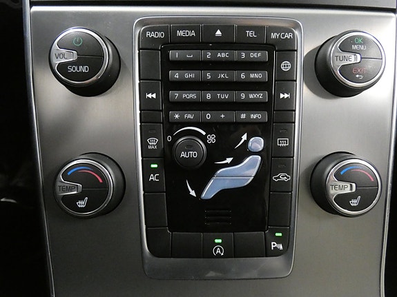 Volvo V60 10 of 16