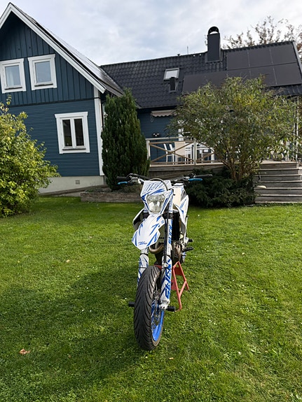Husqvarna FE 450 4 of 4