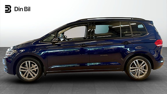 Volkswagen Touran 2 of 14