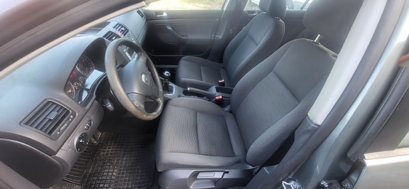 Volkswagen Golf V 4 of 11