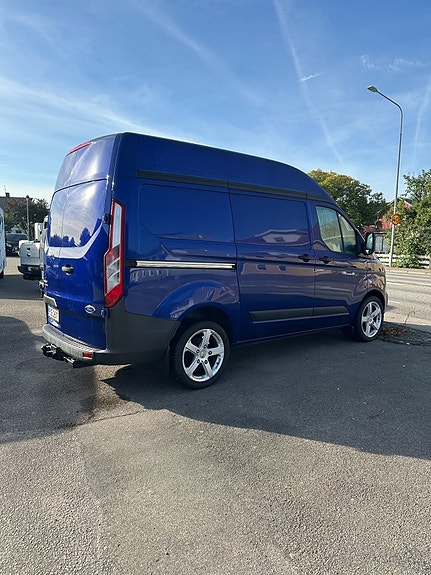 Ford Transit Custom 4 of 9