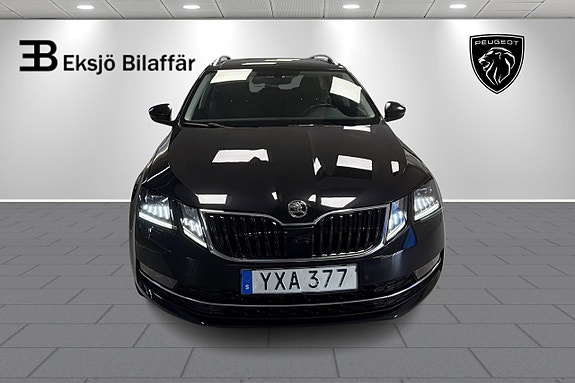 Skoda Octavia 2 of 19