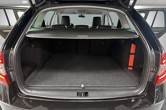 Skoda Octavia 14 of 19