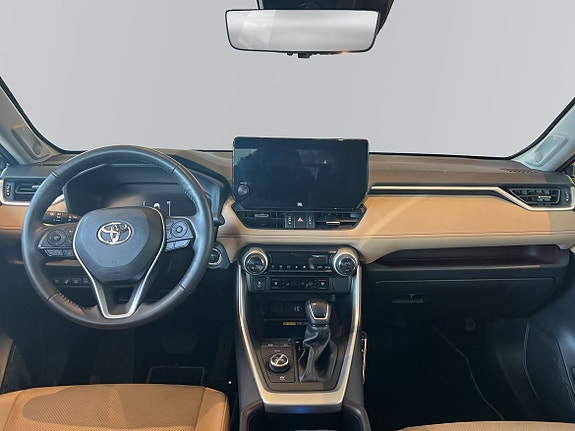 Toyota RAV4 9 of 11