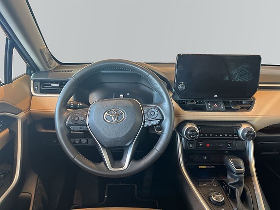 Toyota RAV4 10 of 11