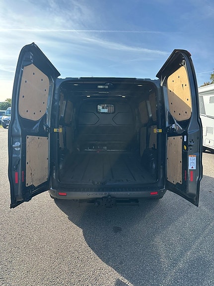 Ford Transit Custom 6 of 9