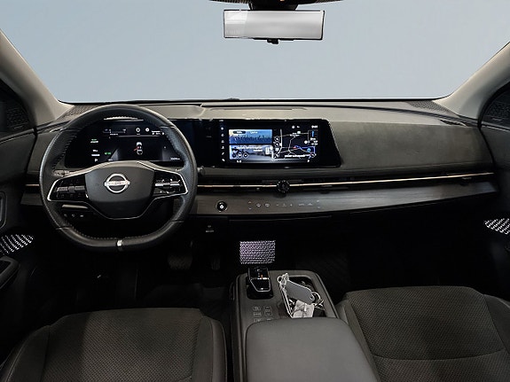 Nissan Ariya 8 of 27