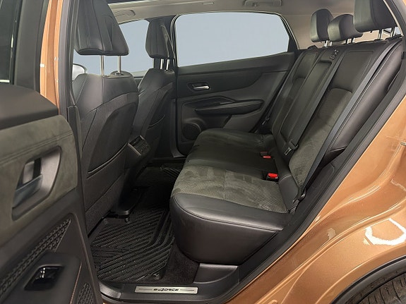 Nissan Ariya 13 of 27