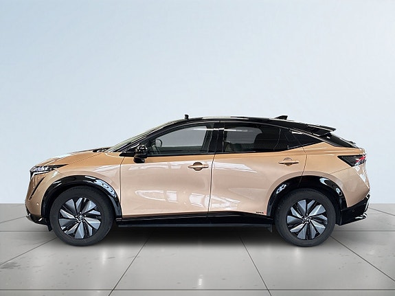 Nissan Ariya 4 of 27