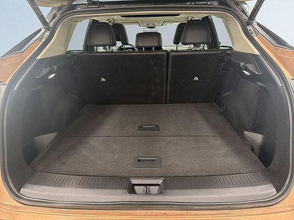 Nissan Ariya 12 of 27