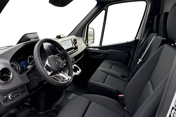 Mercedes-Benz eSprinter 420 9 of 20