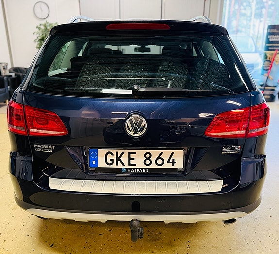Volkswagen Passat Alltrack 7 of 20