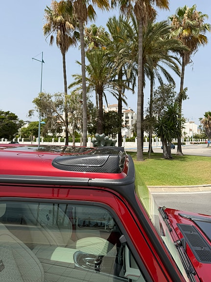 Mercedes-Benz G63 4 of 10