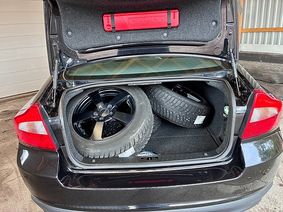 Volvo S80 7 of 11