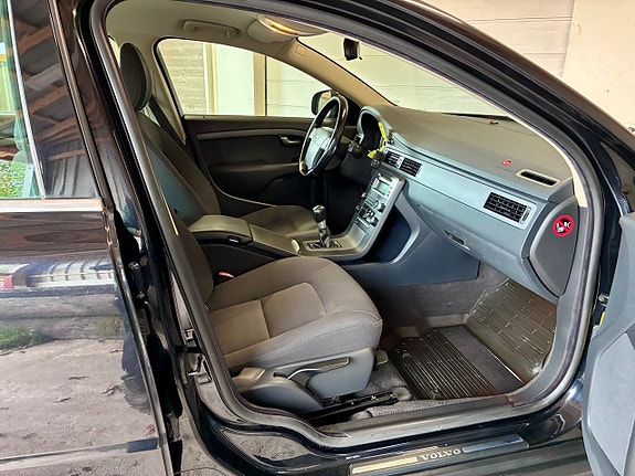 Volvo S80 9 of 11