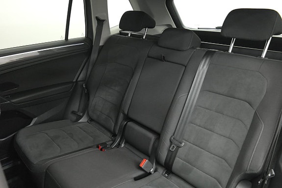 Volkswagen Tiguan Allspace 15 of 21