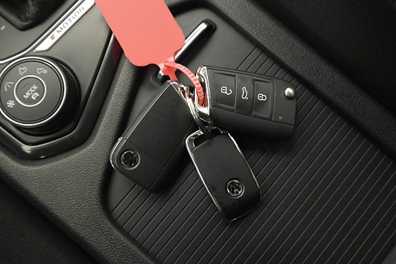 Volkswagen Tiguan Allspace 12 of 21