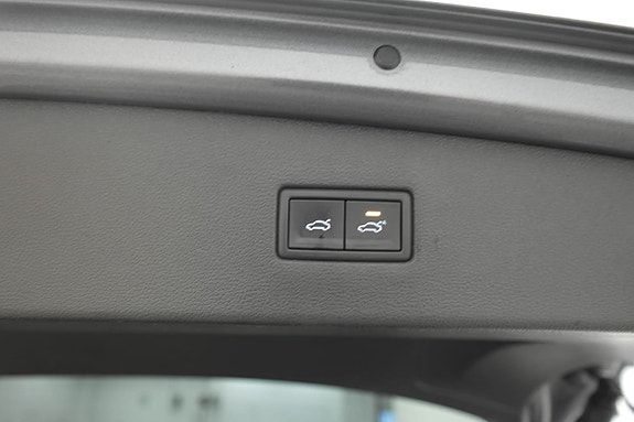 Volkswagen Tiguan Allspace 19 of 21
