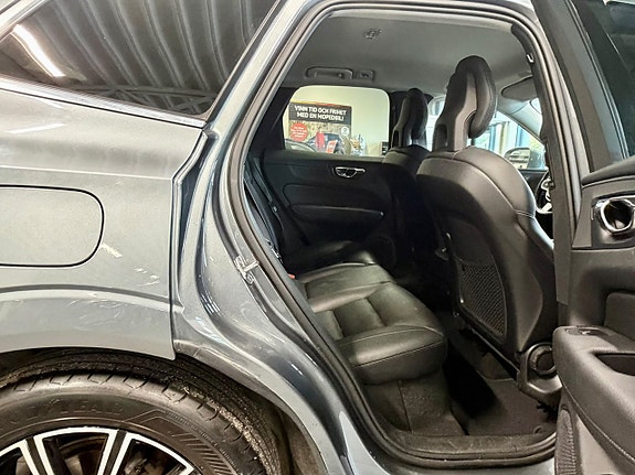 Volvo XC60 15 of 26