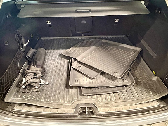 Volvo XC60 12 of 26