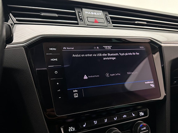 Volkswagen Passat 25 of 30