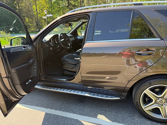 Mercedes-Benz GLE350 d 10 of 23