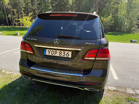 Mercedes-Benz GLE350 d 8 of 23