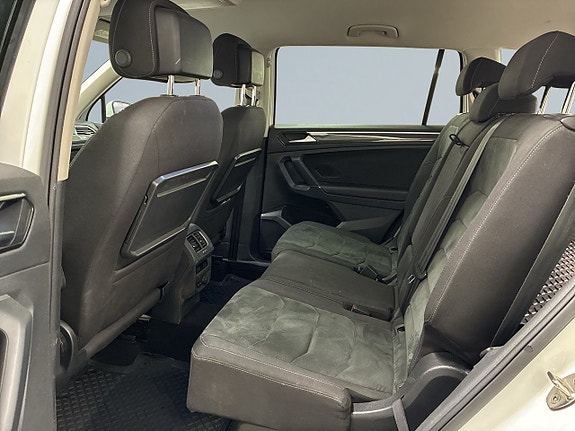 Volkswagen Tiguan Allspace 13 of 26