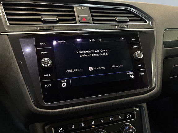 Volkswagen Tiguan Allspace 15 of 26