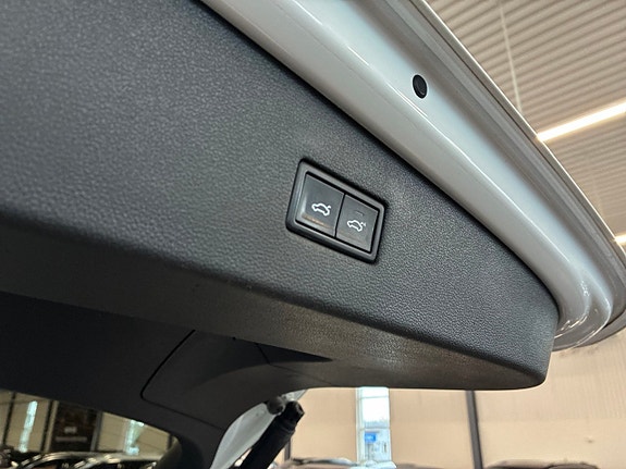 Volkswagen Tiguan Allspace 22 of 26