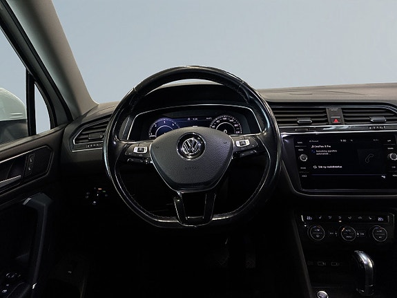 Volkswagen Tiguan Allspace 9 of 26