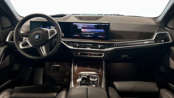 BMW X5 4 of 12