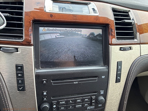 Cadillac Escalade 12 of 30