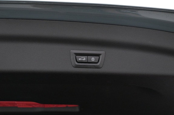 BMW iX1 21 of 27