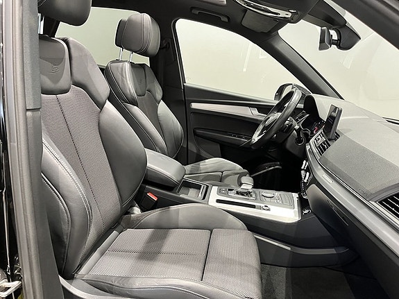 Audi Q5 13 of 16