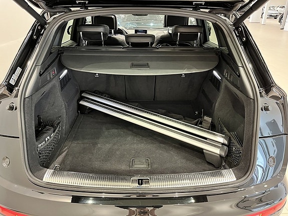 Audi Q5 8 of 16