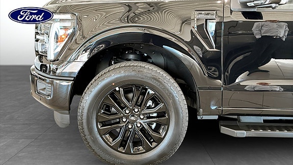 Ford F-150 9 of 13