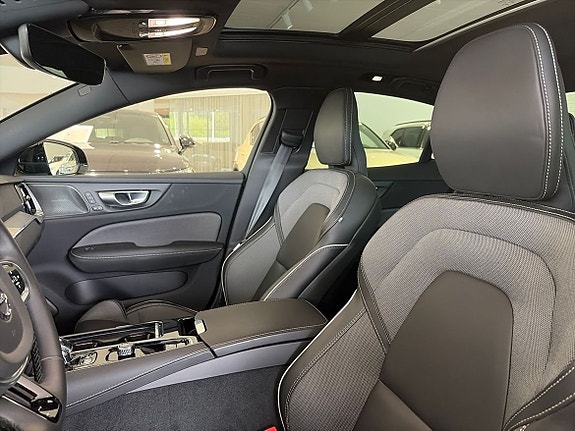 Volvo S60 10 of 20