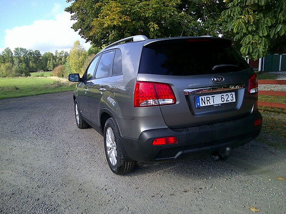 Kia Sorento 7 of 12
