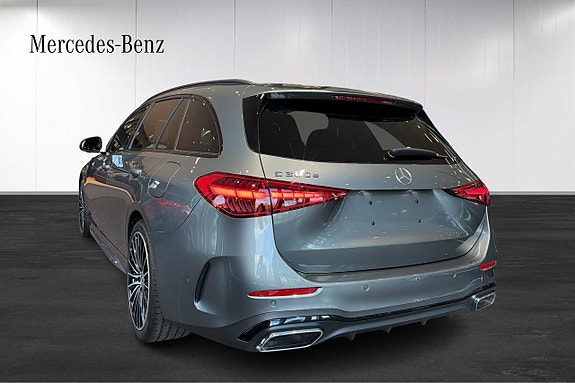 Mercedes-Benz C300 4 of 16