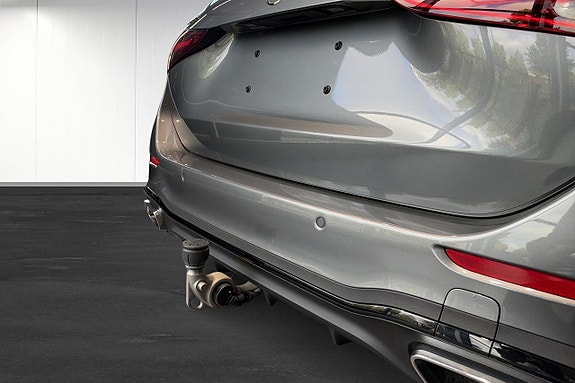 Mercedes-Benz C300 15 of 16