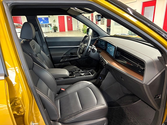 KGM Musso EV 14 of 16