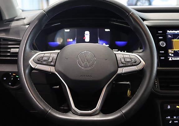 Volkswagen T-Cross 13 of 15