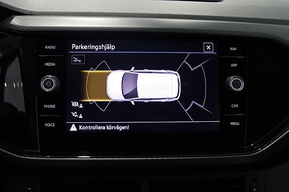 Volkswagen T-Cross 9 of 15