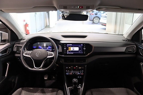 Volkswagen T-Cross 14 of 15
